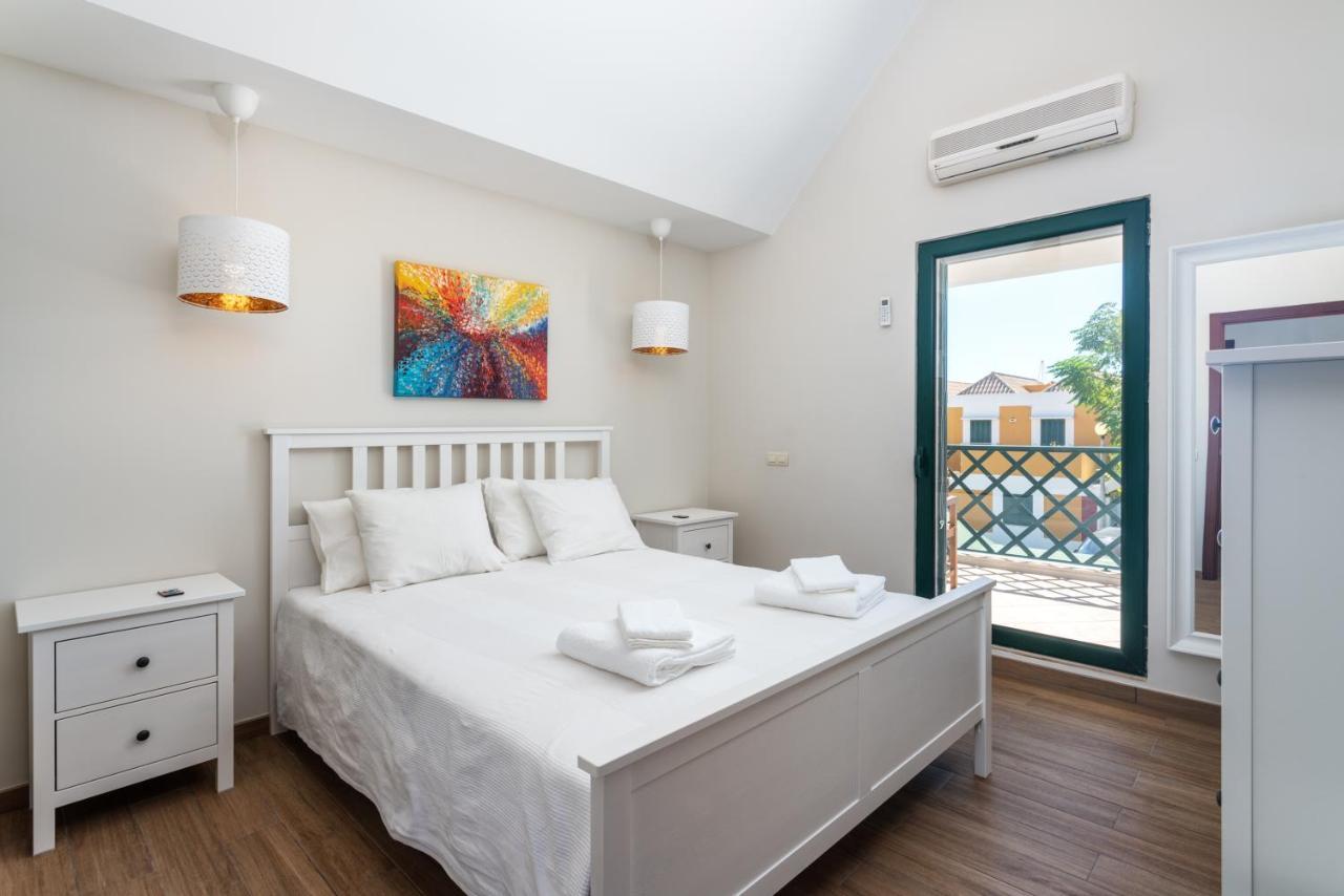 House In Elite Residential Area Of Apartment Distrikt Faro